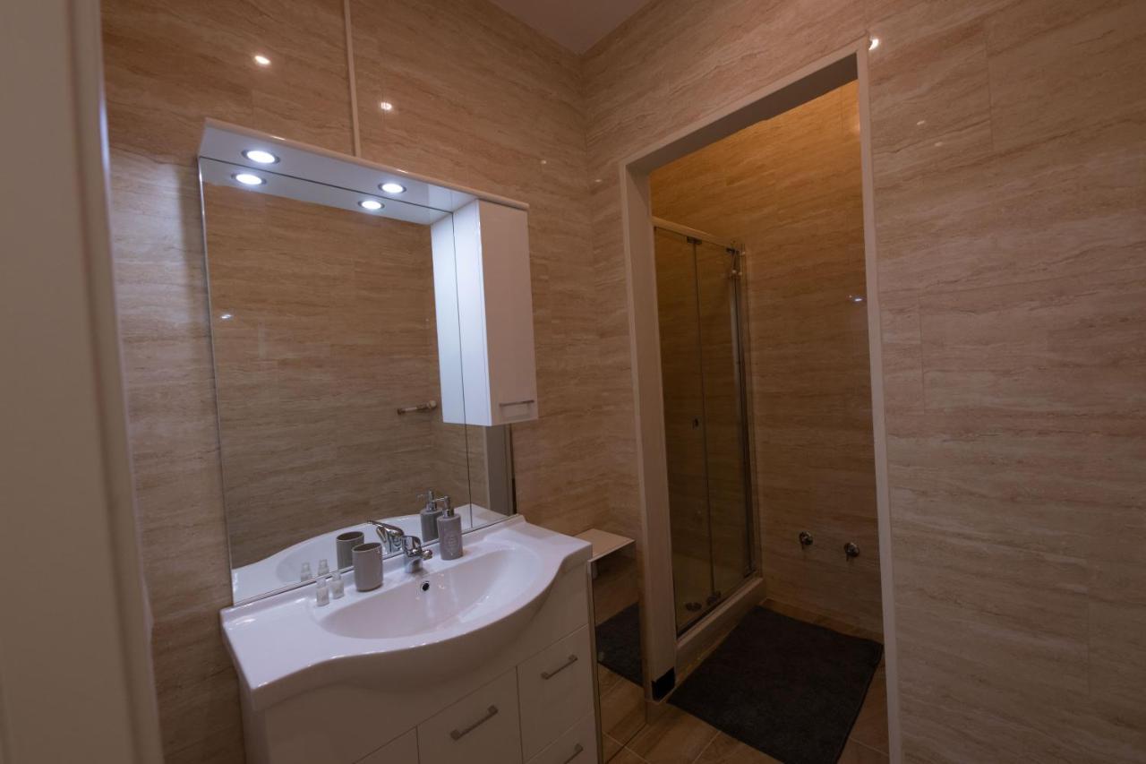Guest House Palazzo Carmine Генуя Экстерьер фото