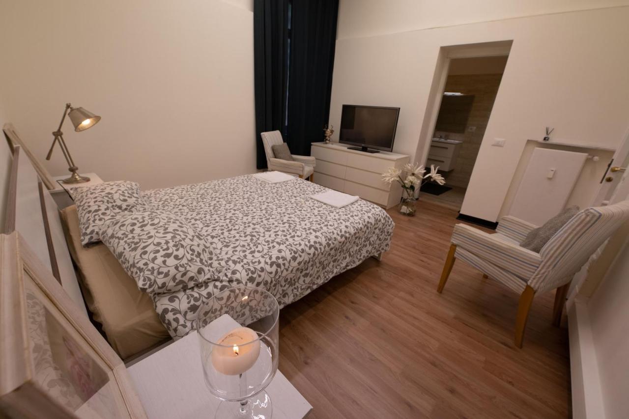Guest House Palazzo Carmine Генуя Экстерьер фото